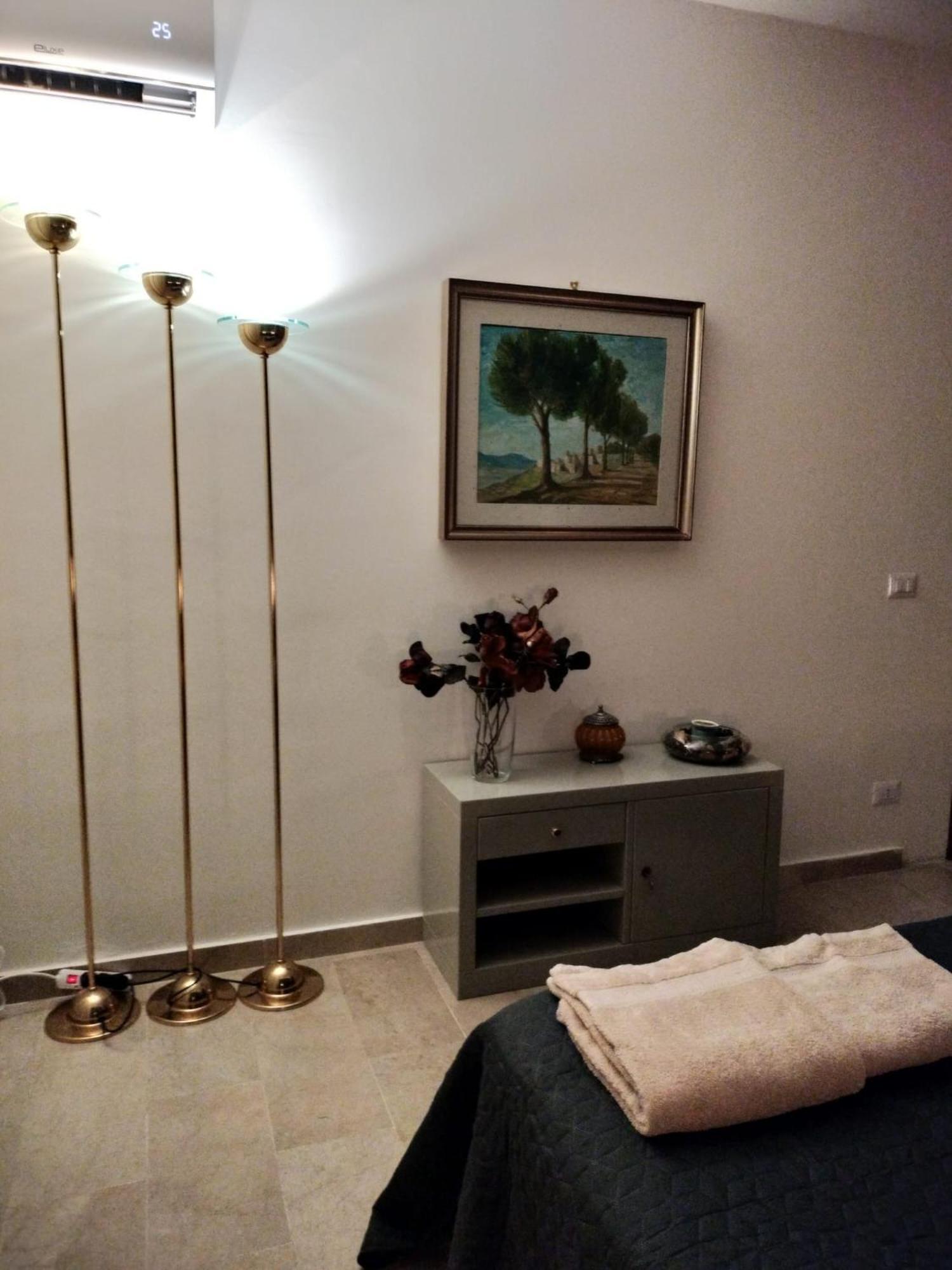 D&P Suites 1 Salemi Ngoại thất bức ảnh